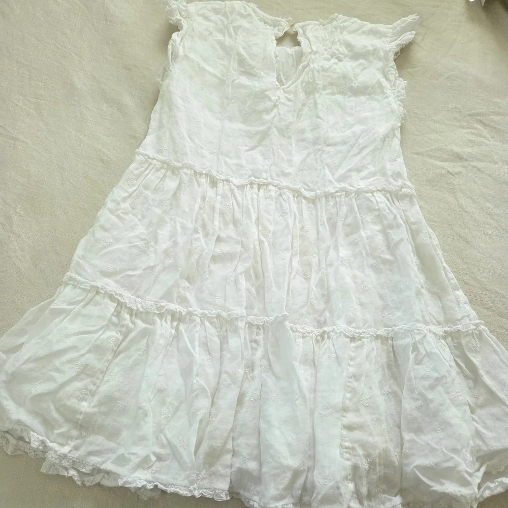 Wilfred White Eyelet Floral Dress Medium Womens - Picture 9 of 10